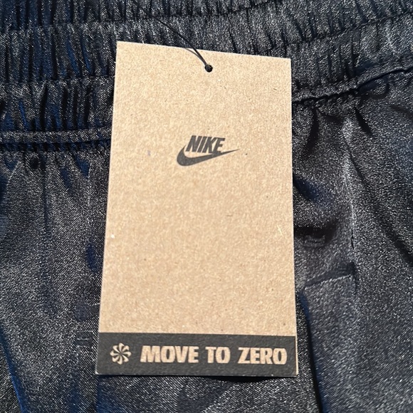 NWT Nike Air Stardar Fit High Rise Black Women’s Pants Size M - Picture 12 of 13